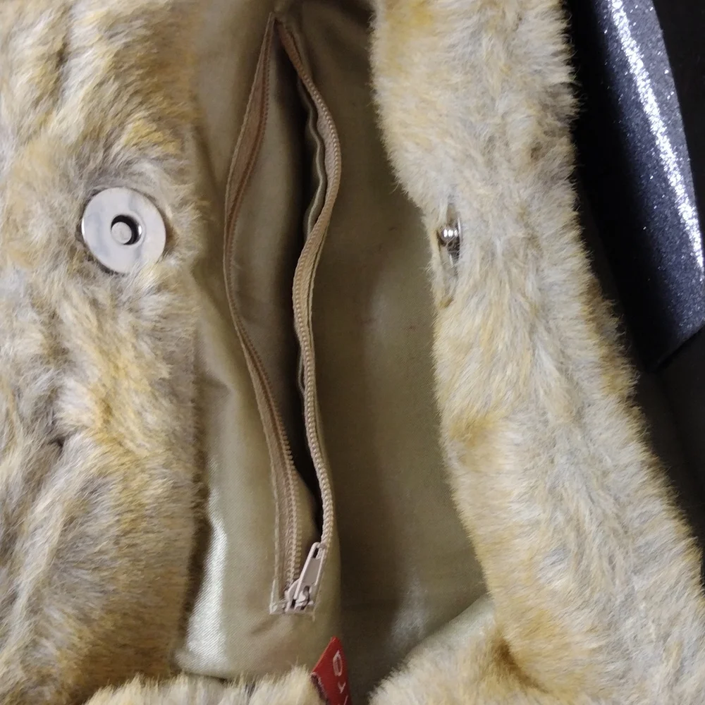 Shiraleah Furry Clutch